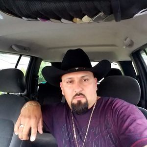 Meet your Posher, Maclovio